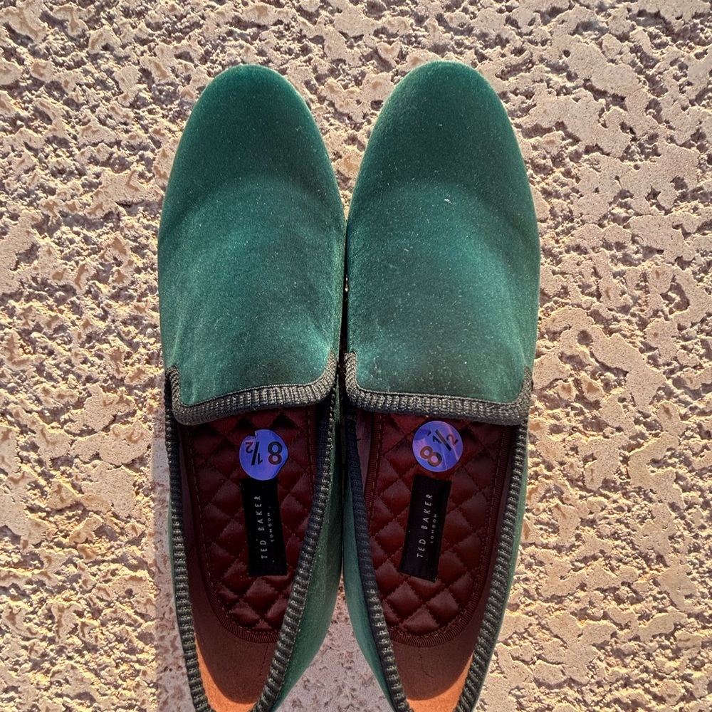 Ted Baker Green Velvet Men's Loafers US size 8.5 New, without box.